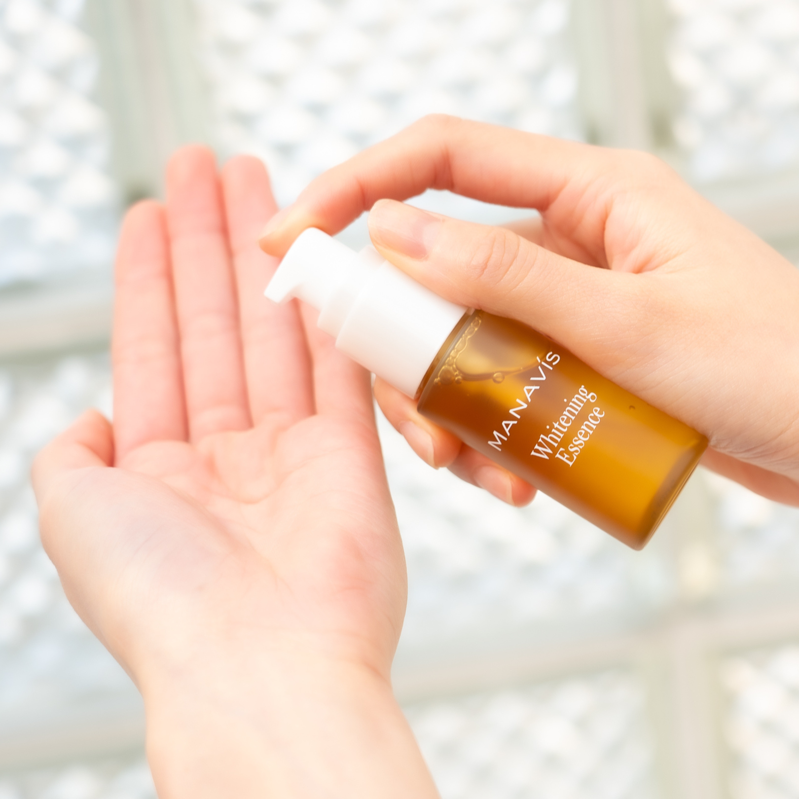 薬用ホワイトニングエッセンス EXセット（リフィル、リユースディスペンサー）